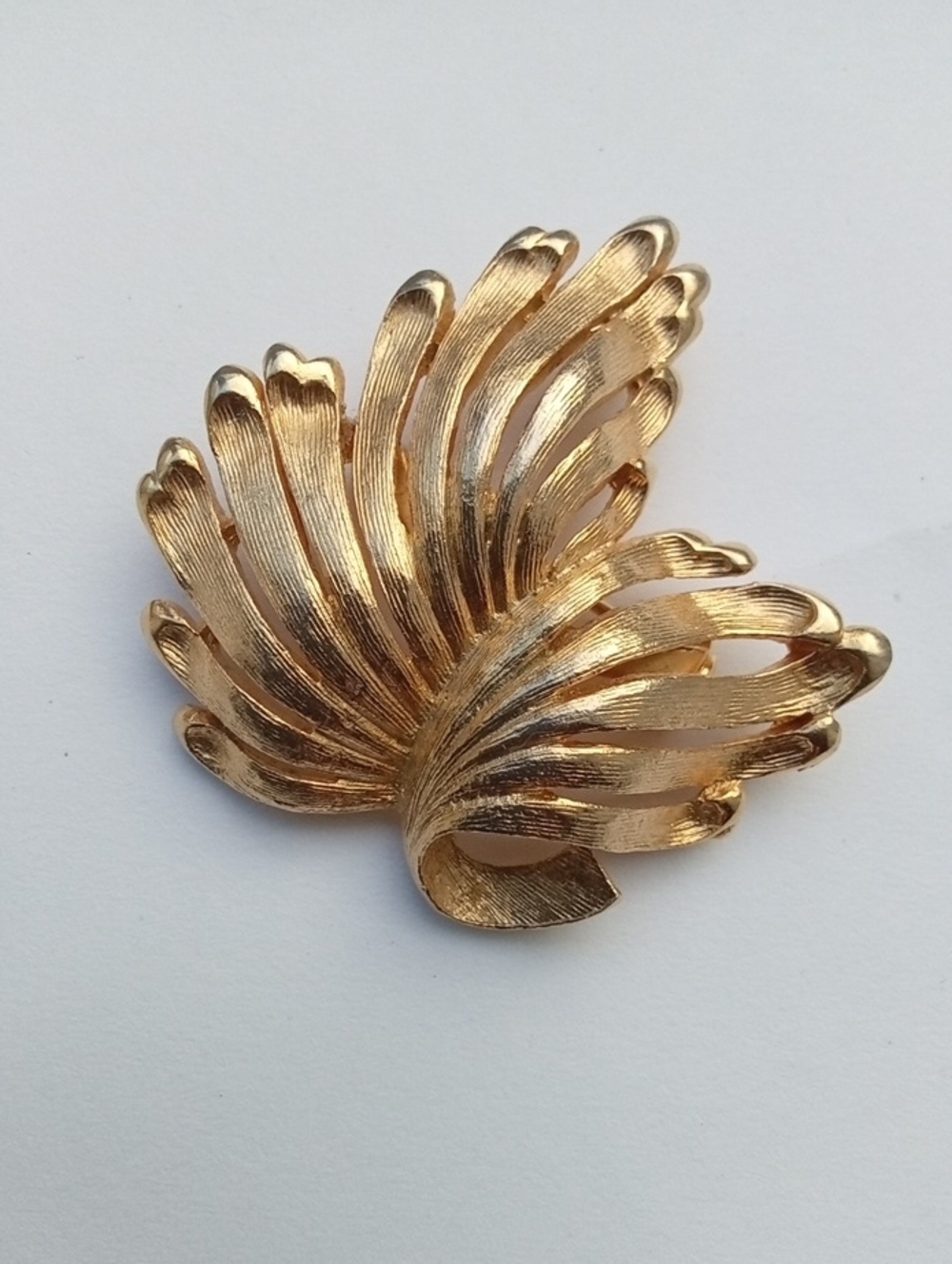 Vintage Gold- Tone Leaf Brooch